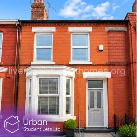 Room Shaw Street in Liverpool
