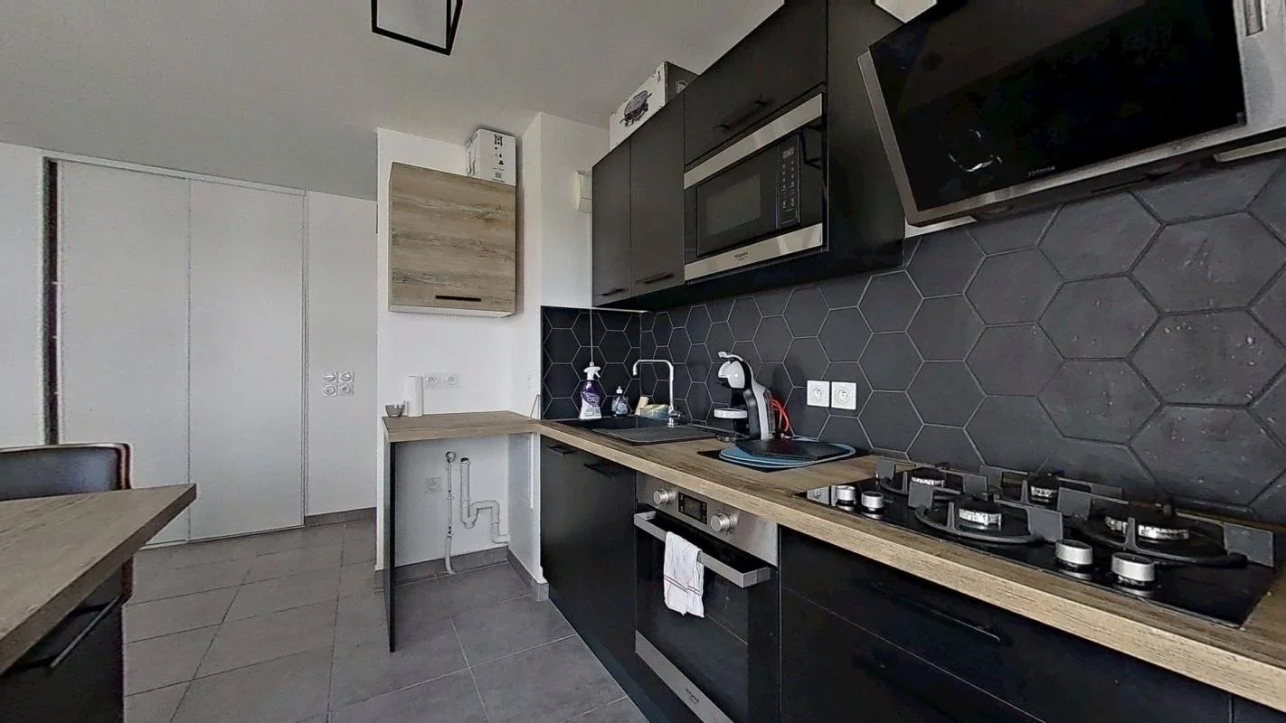 Flat Rue de la Poudrette in Villeurbanne