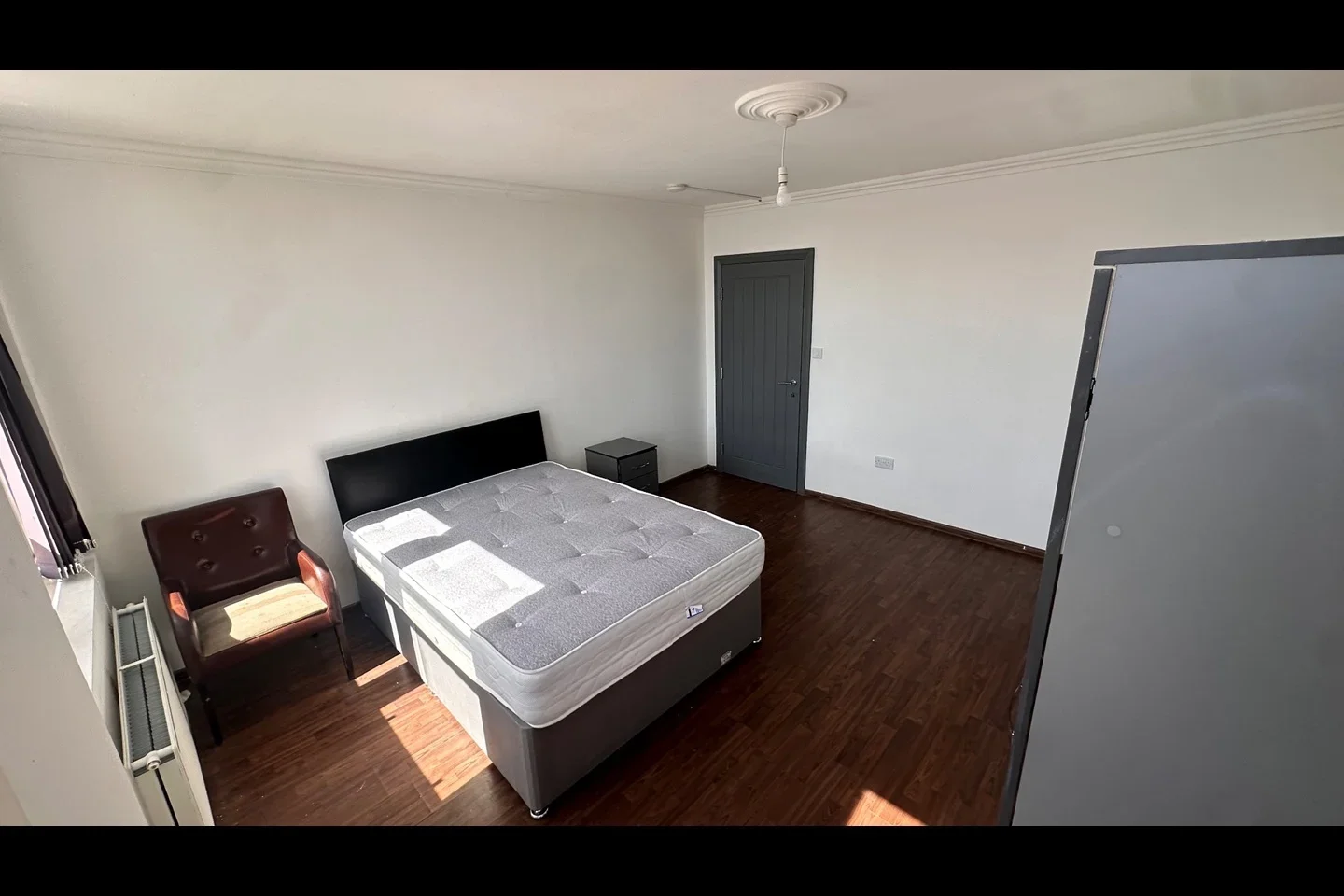 Room Bute Street in Luton