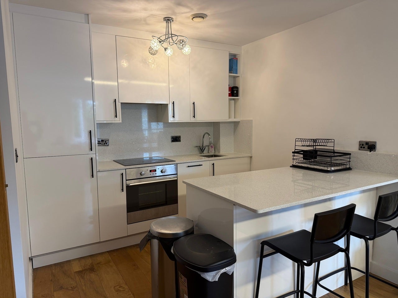 Flat Park Lodge Avenue in Greater London