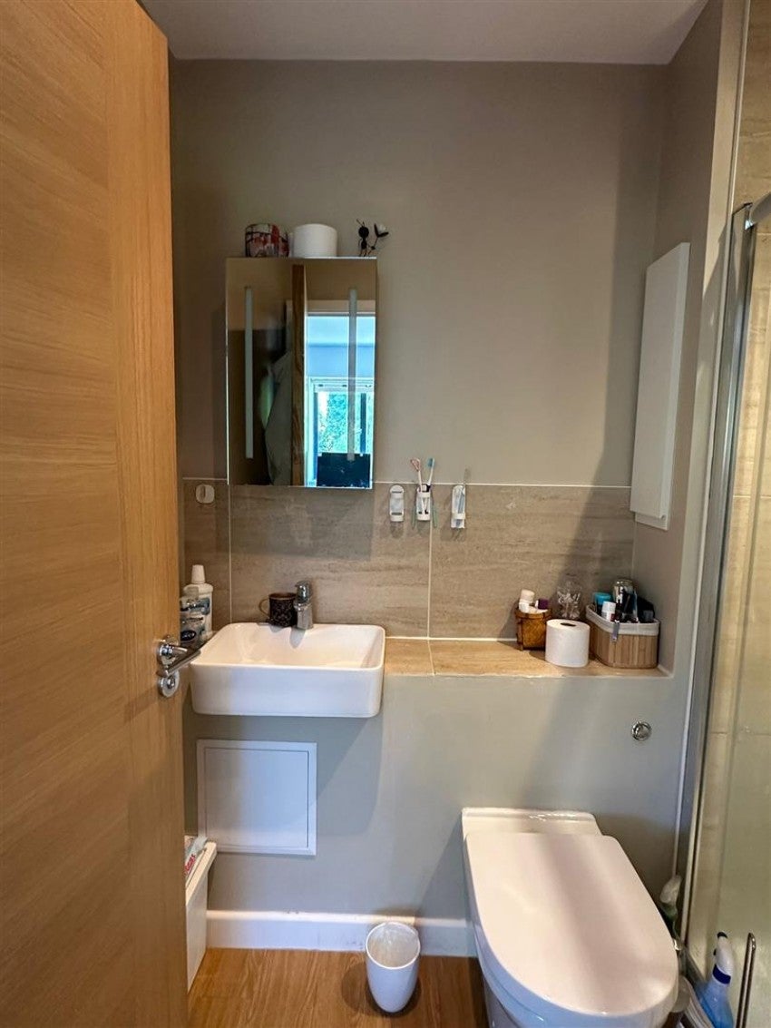 Room Cryfield Heights in Coventry