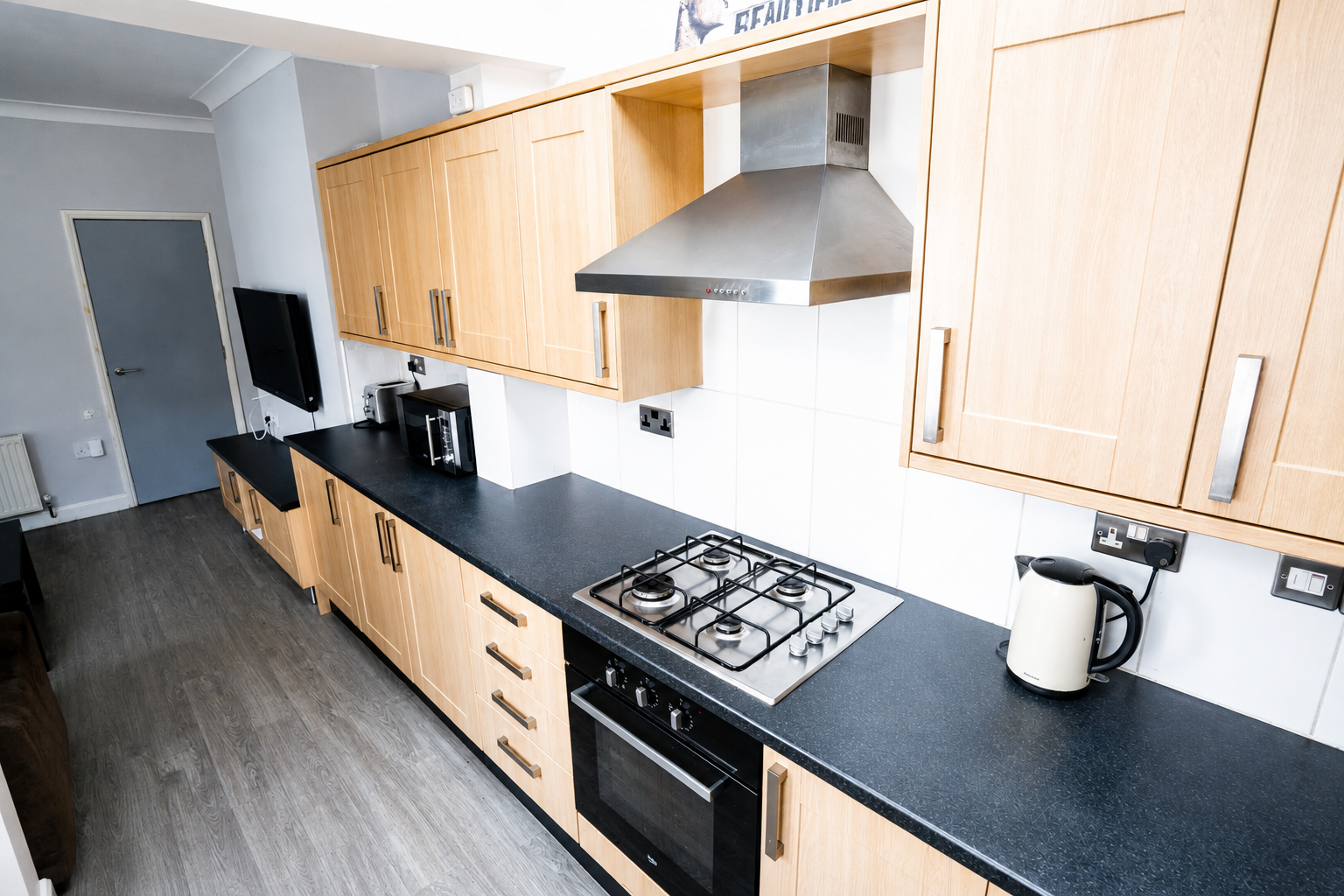 Room Harefield Road in Sheffield
