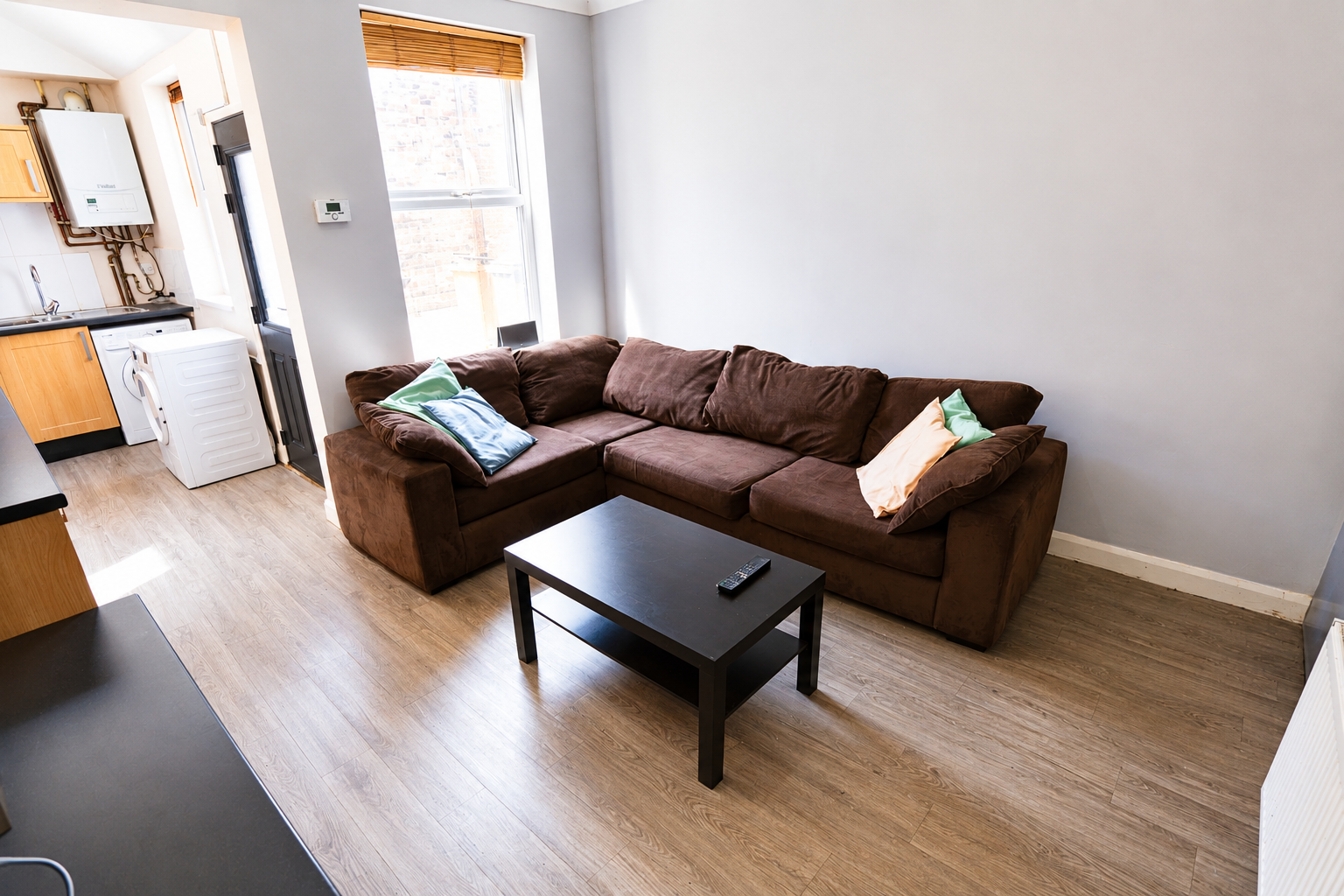 Room Harefield Road in Sheffield