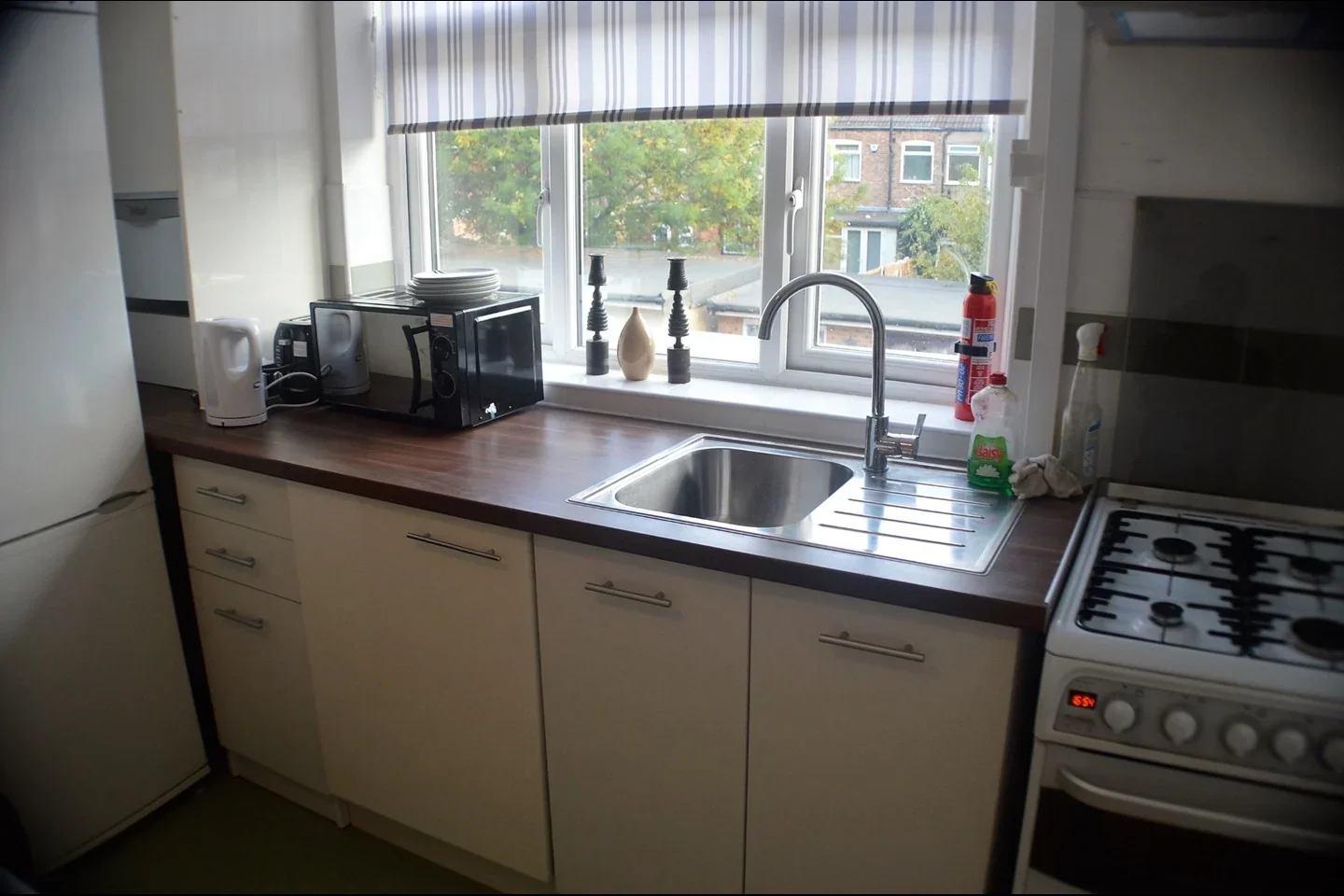 Flat Eton Road in Greater London
