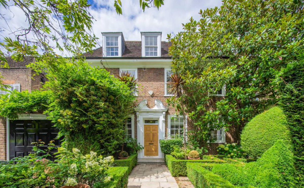 House Springfield Road in City of Westminster