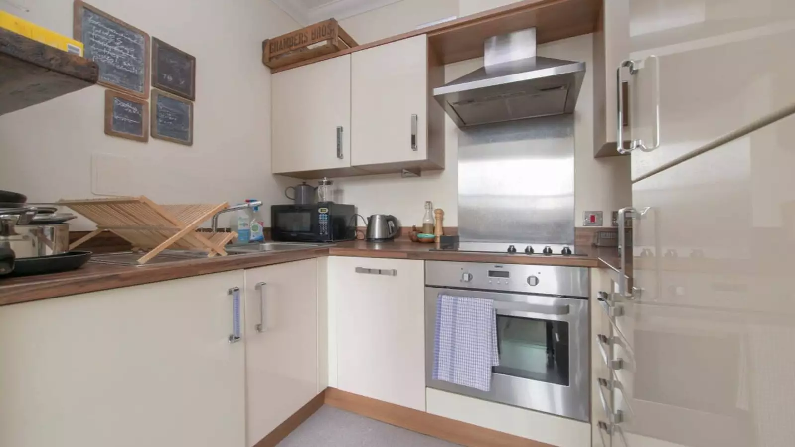 Flat Dalston Lane in Greater London