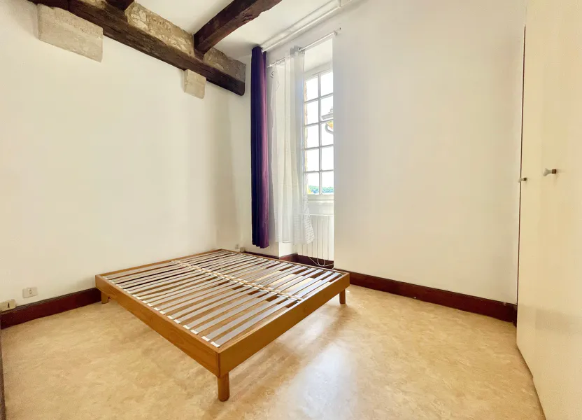 Flat Place de la Clautre in Périgueux