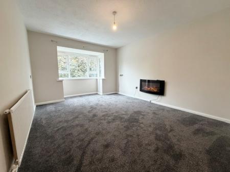 Flat Naylor Court in Northwich