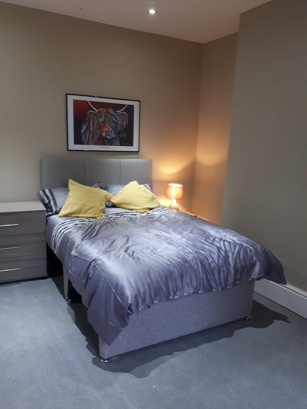 Room Sefton Road in Liverpool