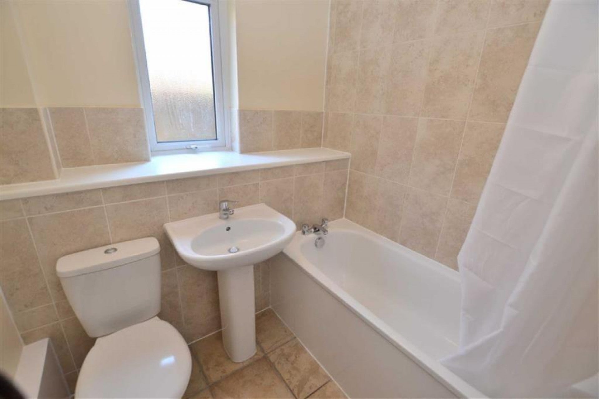 Flat Baron Court in Stevenage