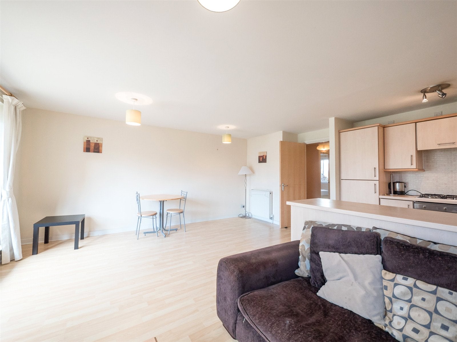 Flat Lochend Park View in City of Edinburgh