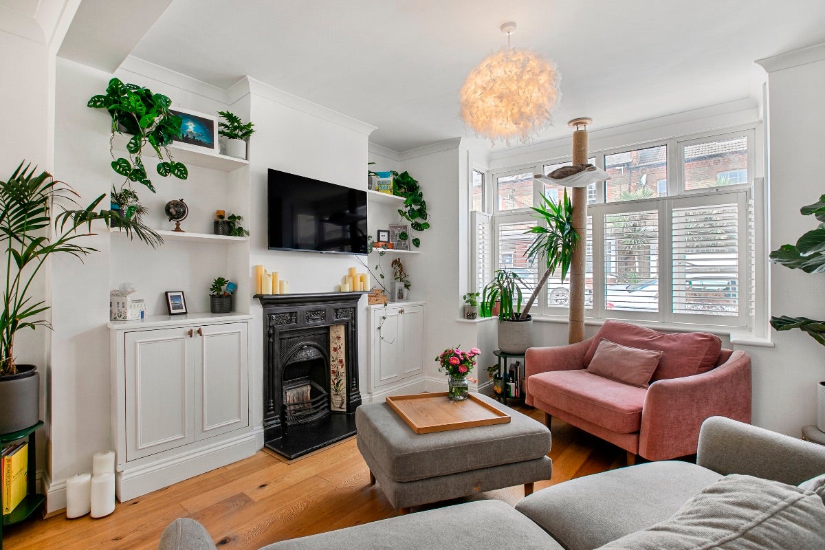 House Lewin Road in Greater London