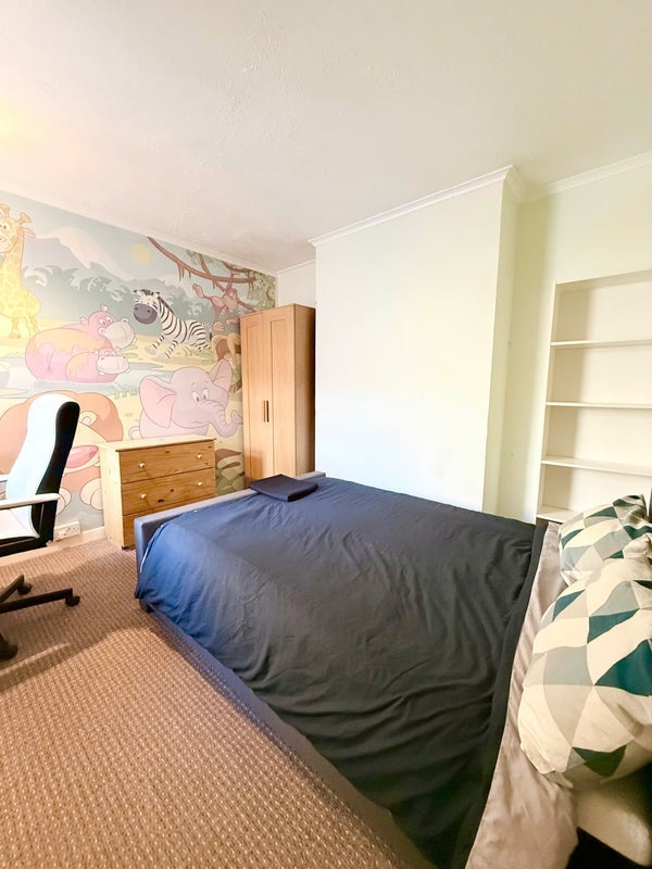 Room Stewart Road in Bournemouth