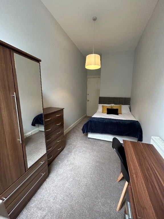 Flat Bentinck Street in Glasgow