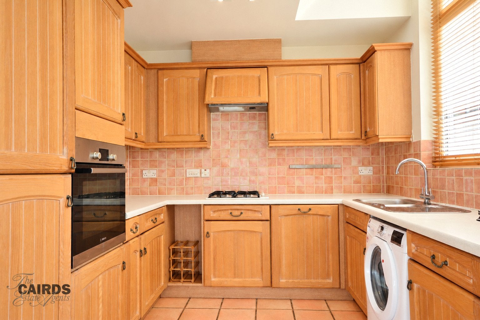 Flat Queen Alexandra's Way in Epsom and Ewell