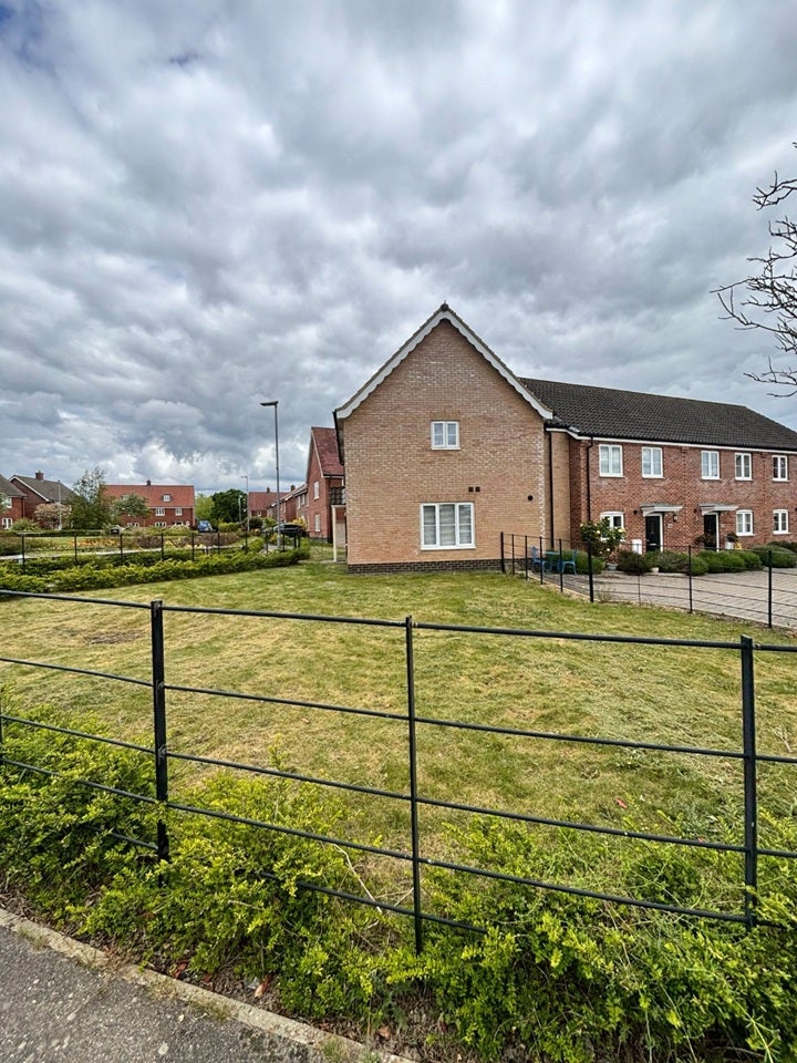 House Mentmore Way in South Norfolk