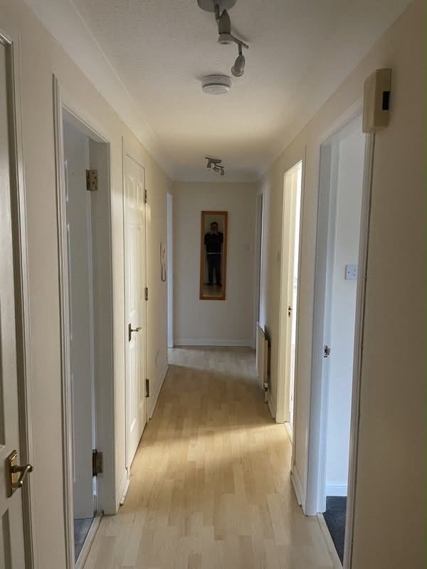 Flat Russell Gardens in City of Edinburgh