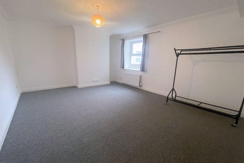 Flat Pelham Road in Seaford