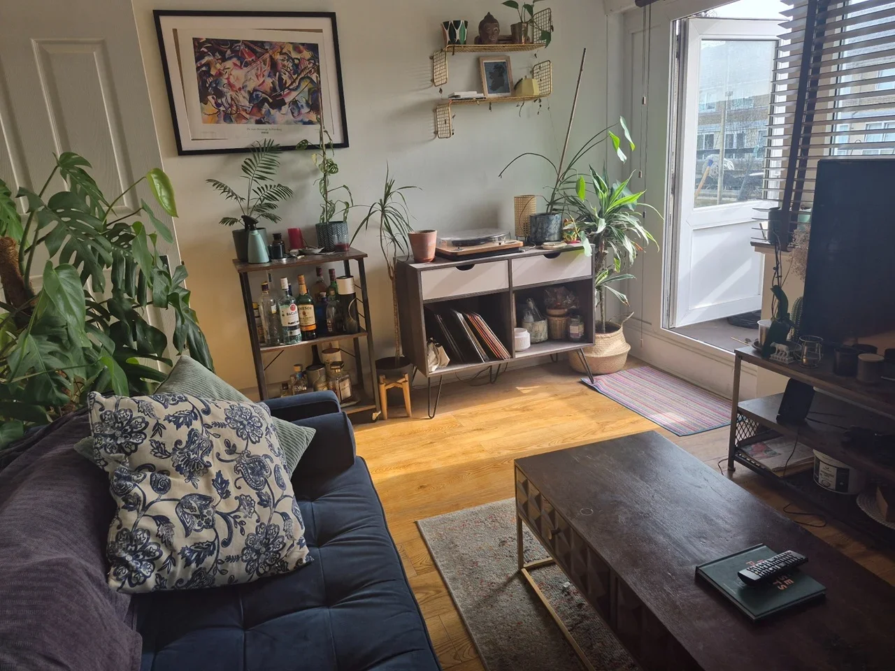 Flat Garnies Close in Greater London