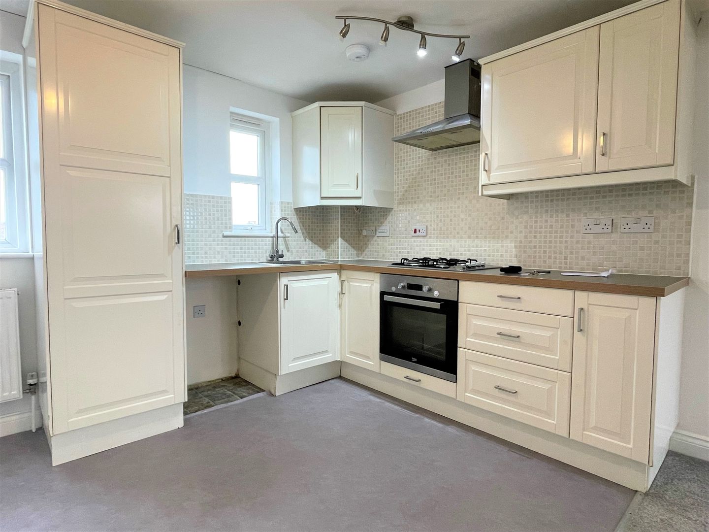 Flat Oxford Street in Burnham-on-Sea