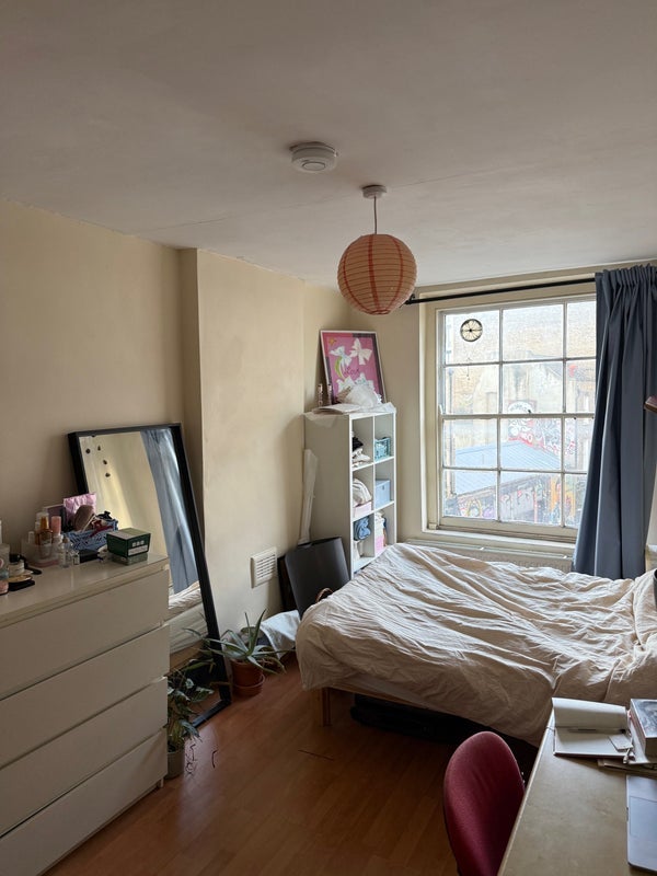 Room Brick Lane in Greater London