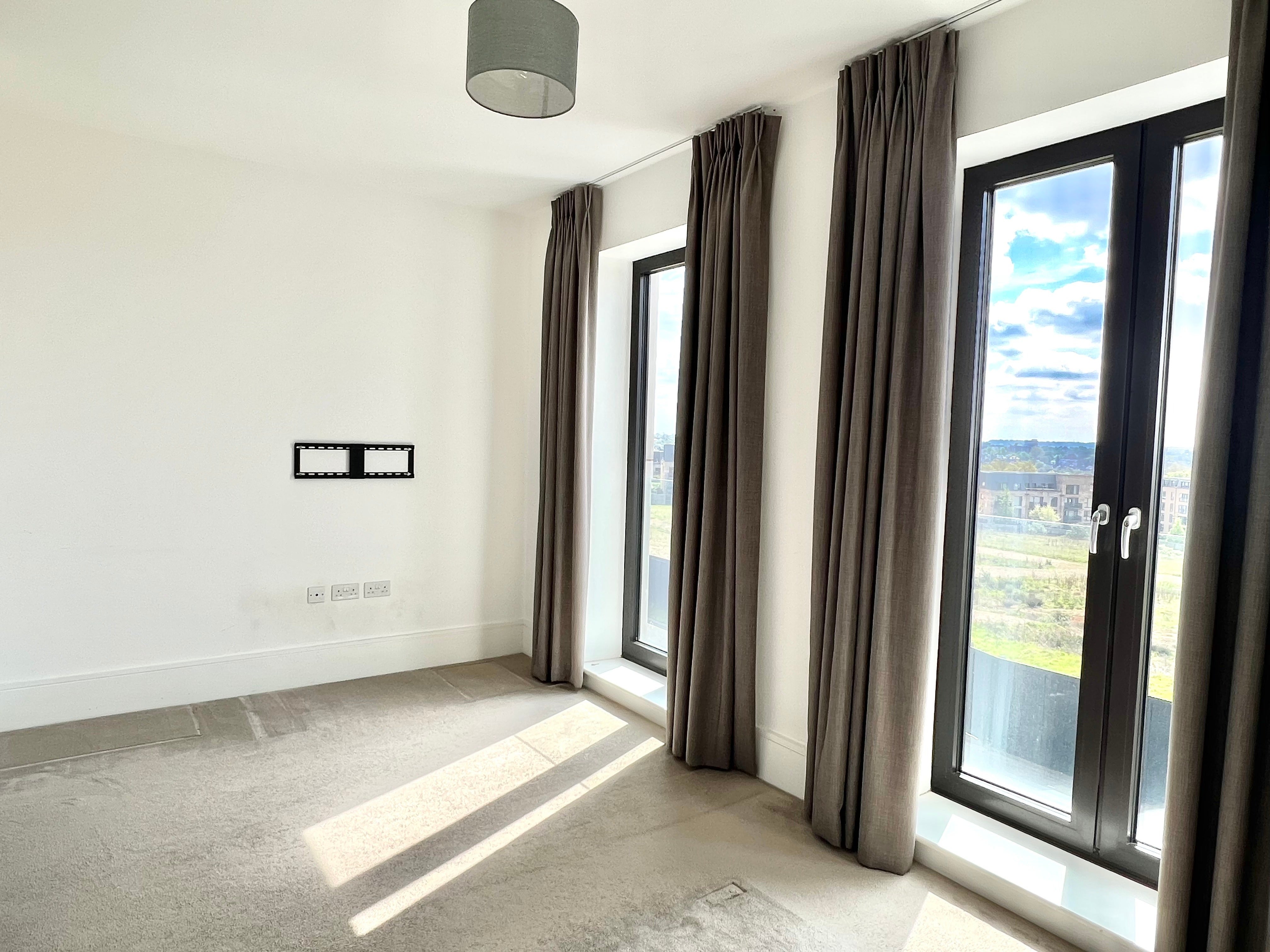 Flat Bray Road in Greater London
