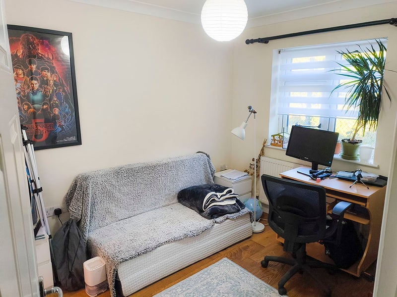 Room Brighton Road in Reigate and Banstead