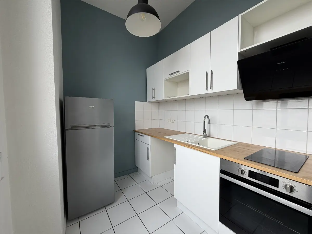 Flat Rue Albert Nodon in Bordeaux