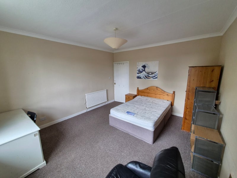 Room Peffermill Road in City of Edinburgh
