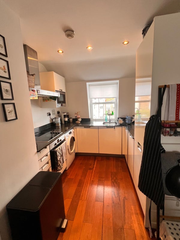 Room Hazlewood Mews in Greater London