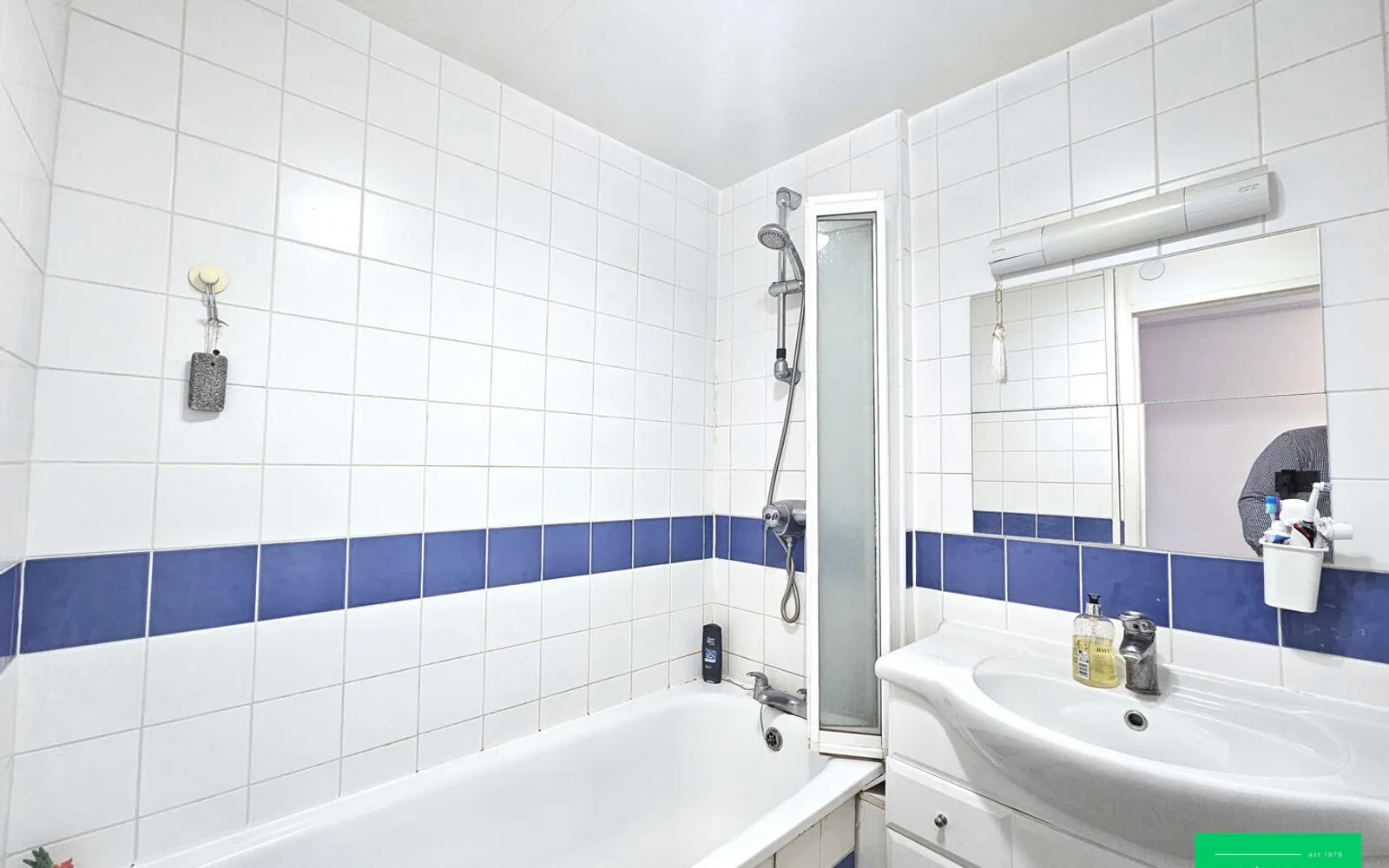 Flat Eagans Close in Greater London
