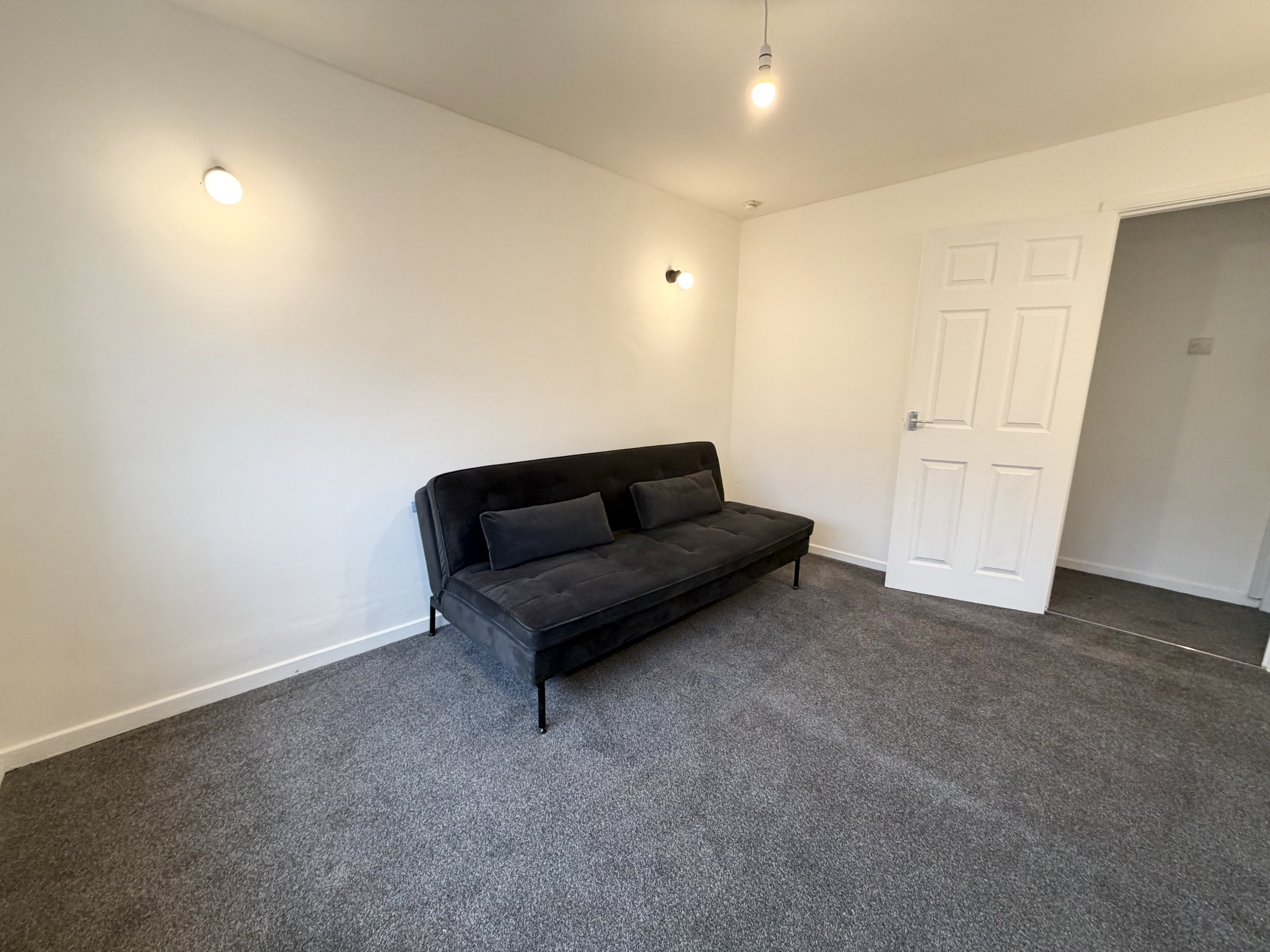 Flat Kings Road in St Helens