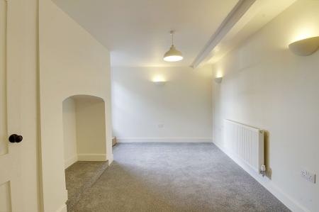 Flat Whittlesey Road in Thorney