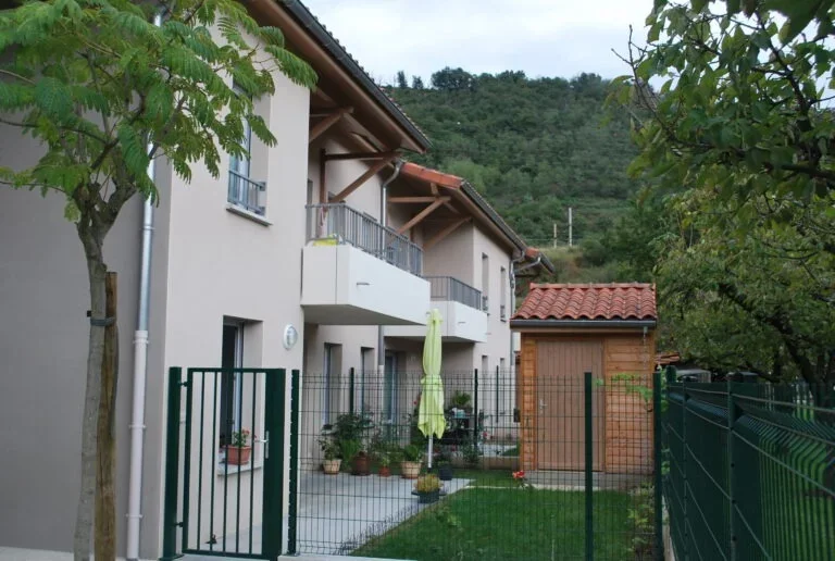 Appartement Avenue de la Croix des Mailles à Laveyron