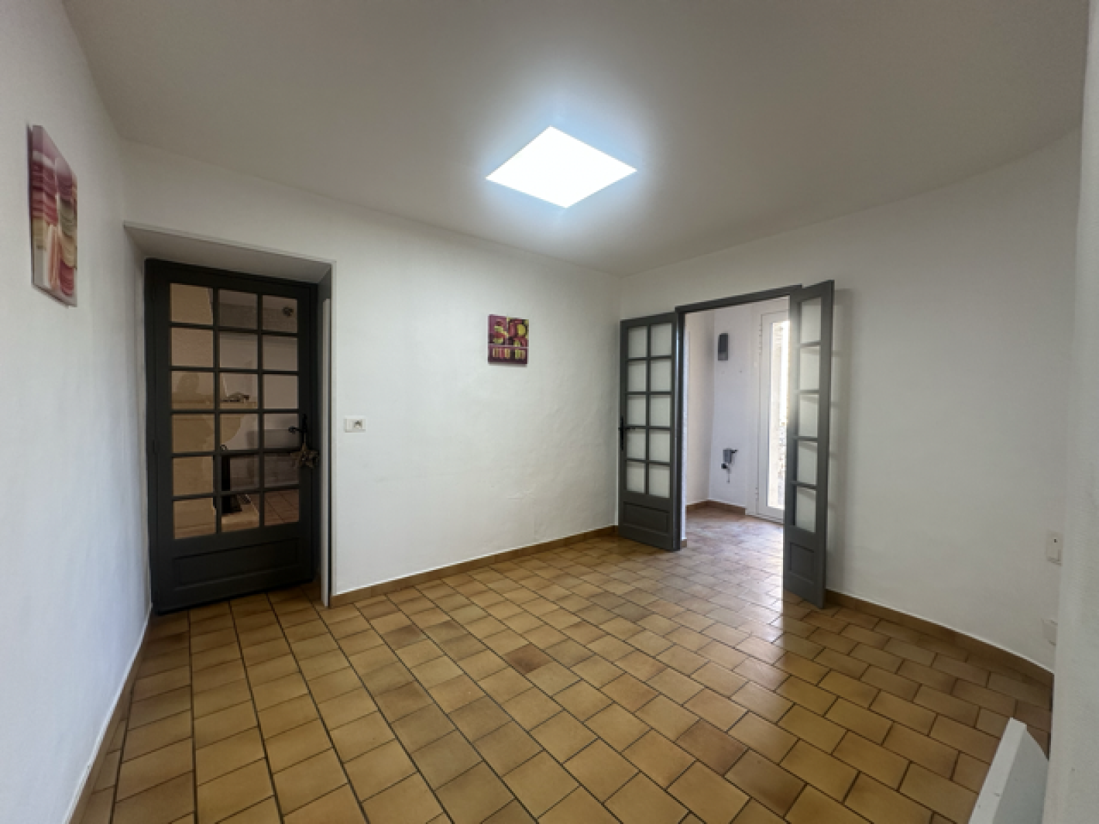Appartement D 999 à Vic-le-Fesq