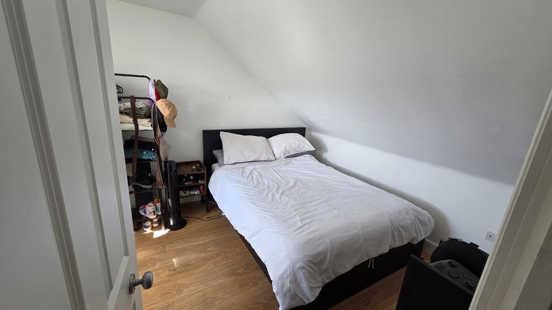 Room Rectory Grove in Greater London