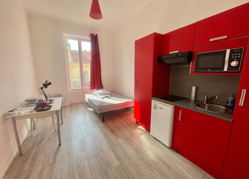Chambre Rue Saint-Siagre à Nice