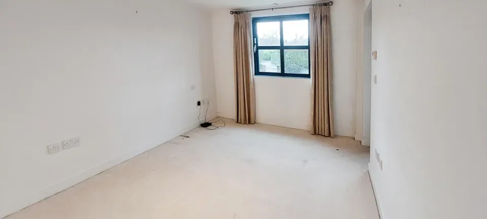 Flat Ten Acre Drive in Whitefield