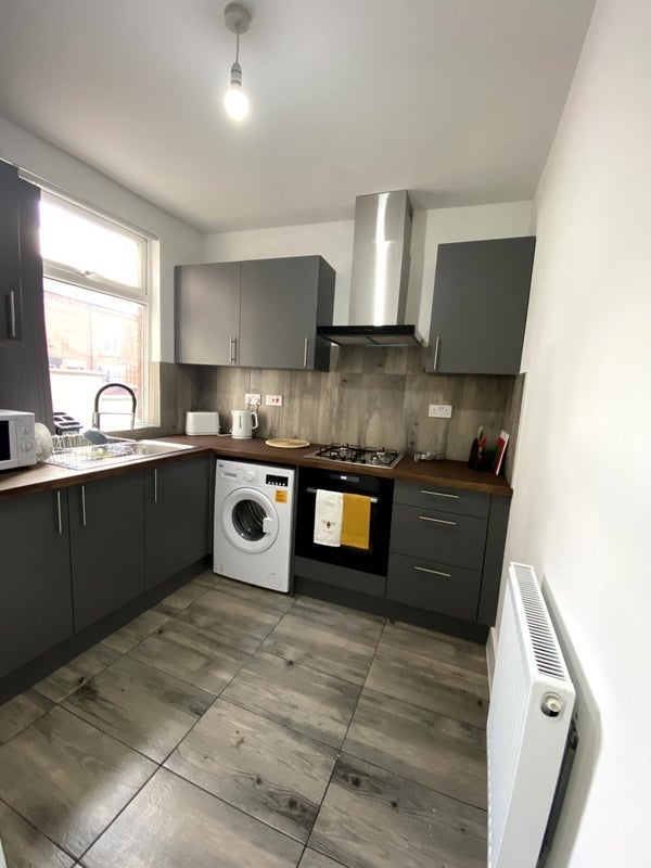 Room Bayham Street in Greater London