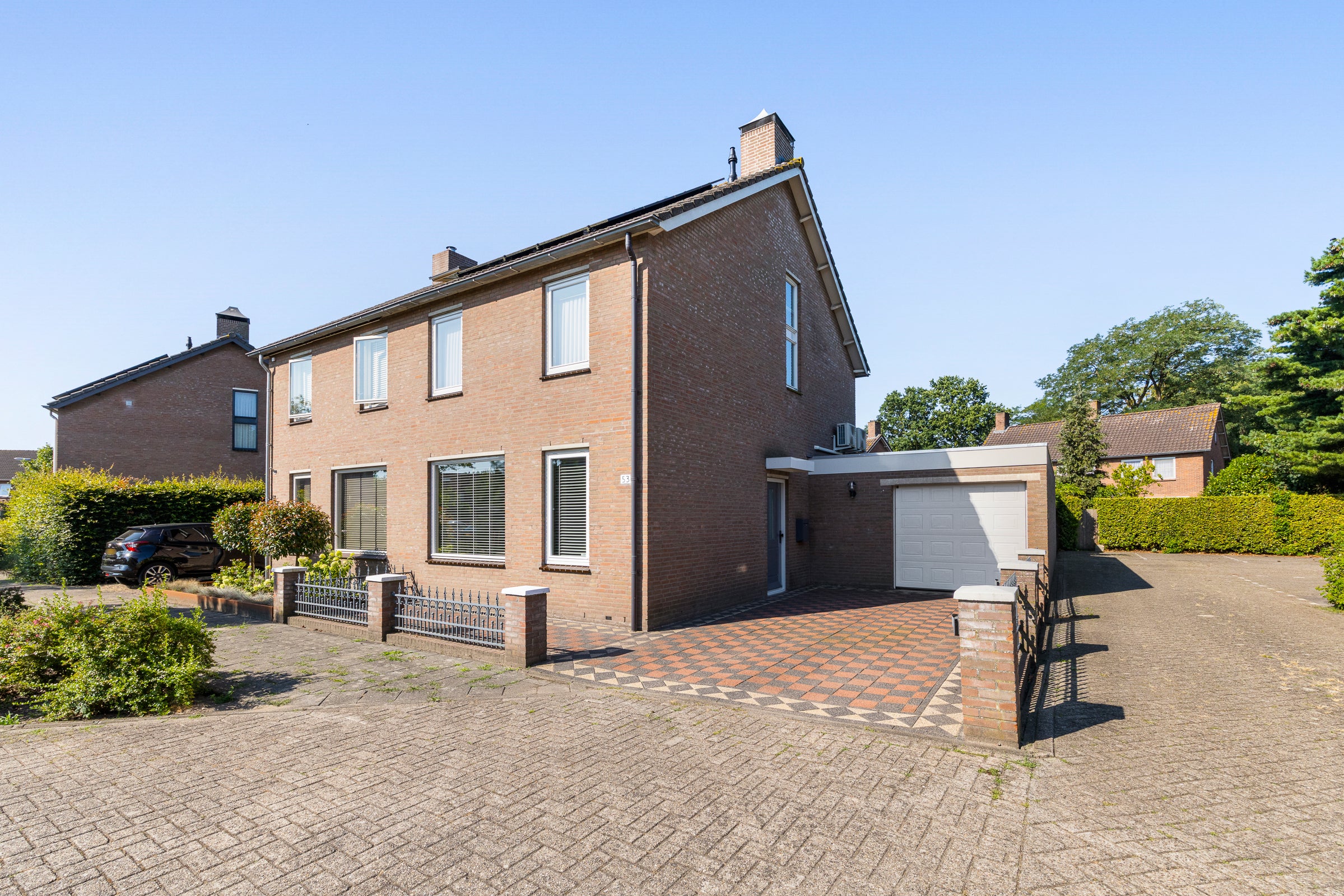 Huis Kastanjelaan 53 in Made