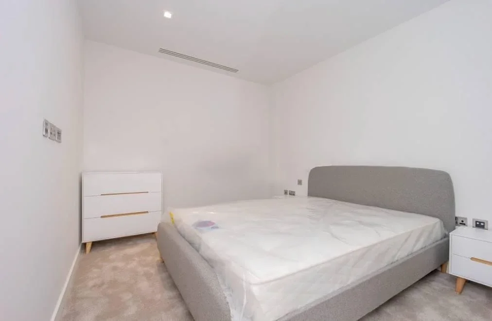 Flat Newcastle Place in City of Westminster