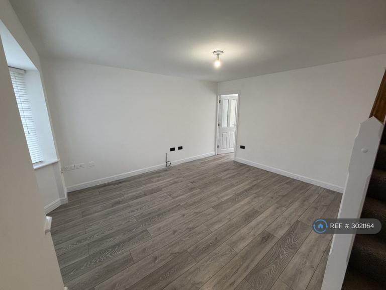 House Lowerbrook Close in Horwich