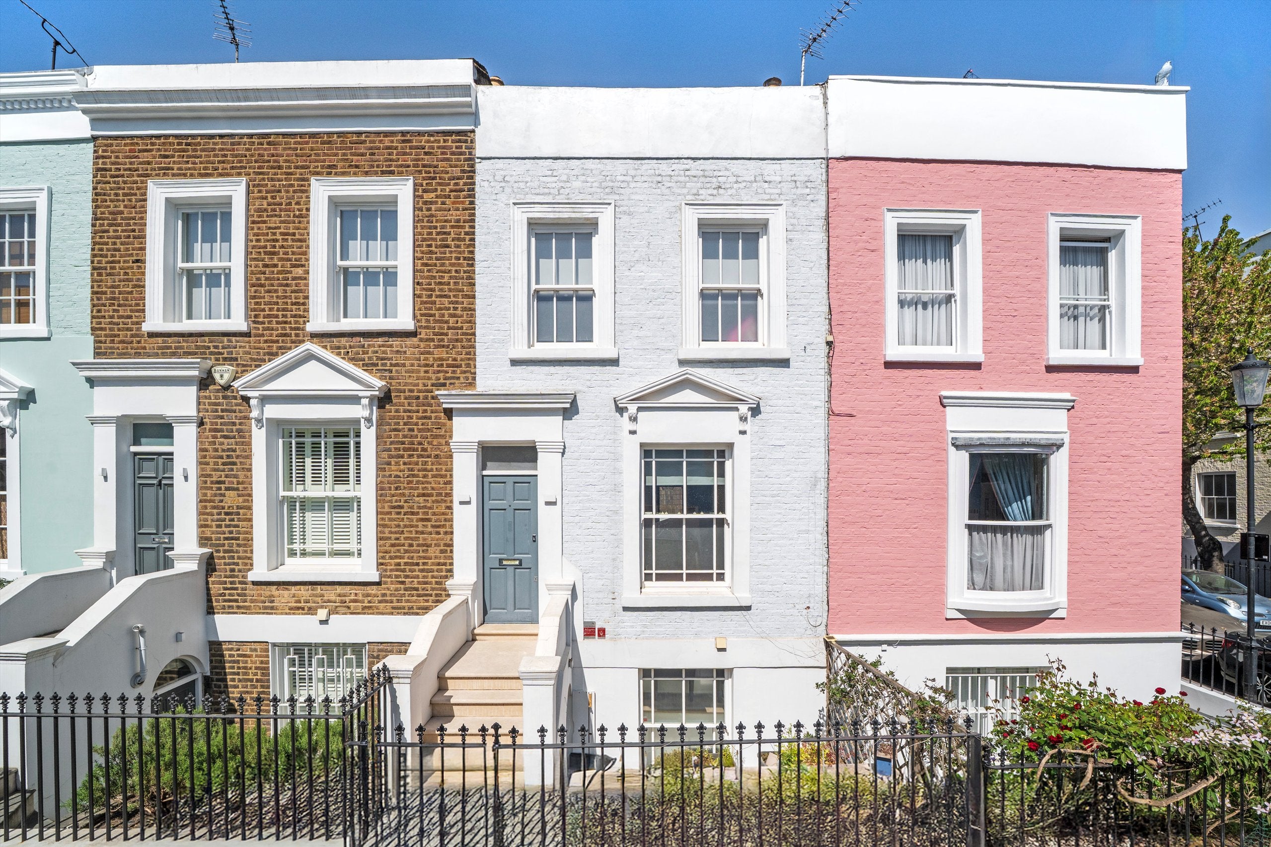 Flat Kensington Place in Greater London