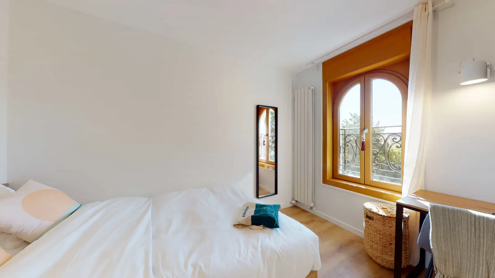 Chambre Rue du Bourg à Créteil