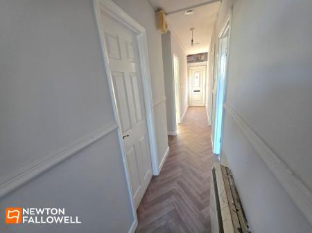 Flat Ossington Close in Mansfield