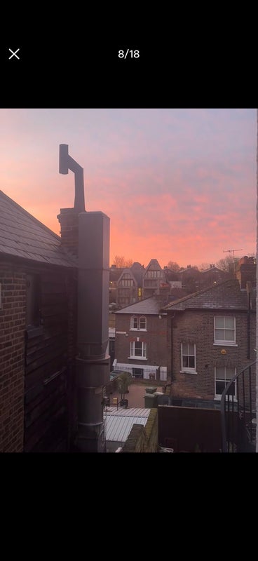 Room Tranquil Vale in Greater London