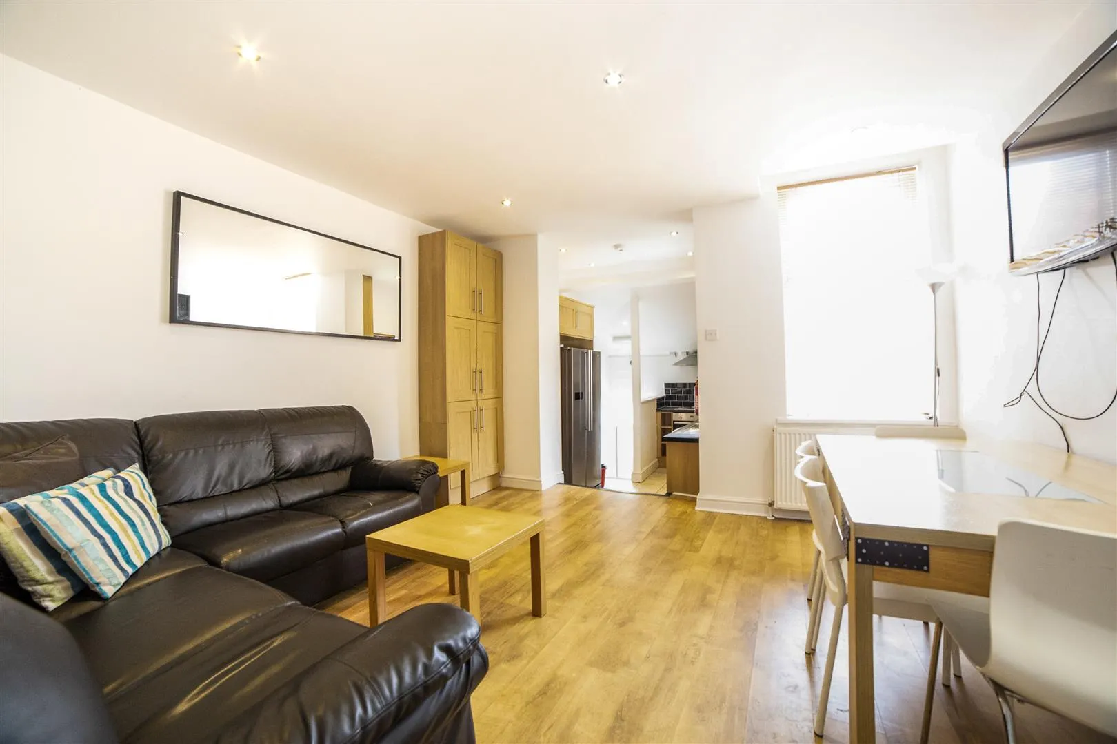 Flat Hartside Gardens in Newcastle upon Tyne