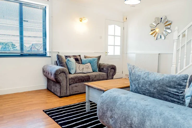 House Malmesbury Close in Ipswich