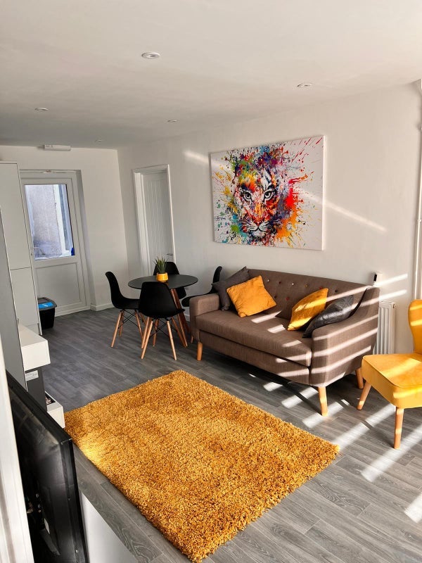 Room Arlingham Way in Patchway