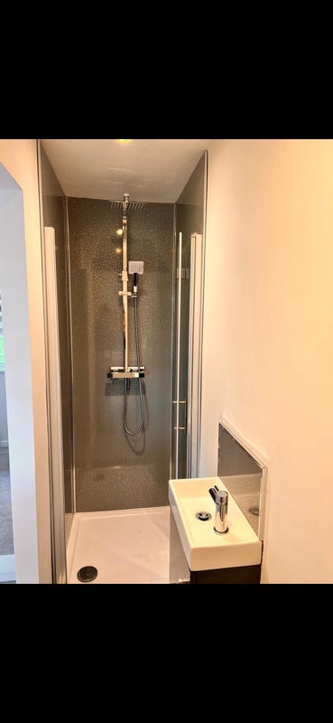 Room Arlingham Way in Patchway